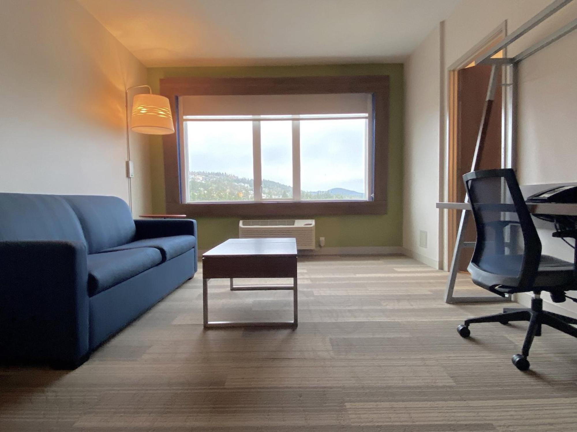 Holiday Inn Express & Suites Victoria-Colwood By Ihg Langford Exteriör bild